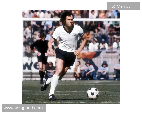 谁是足球四号球星英文世界的代表人物和传奇巨星