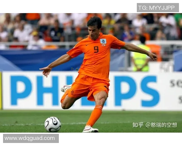 足球八十八号传奇球星回顾与影响力分析，探索他们对世界足球的深远贡献